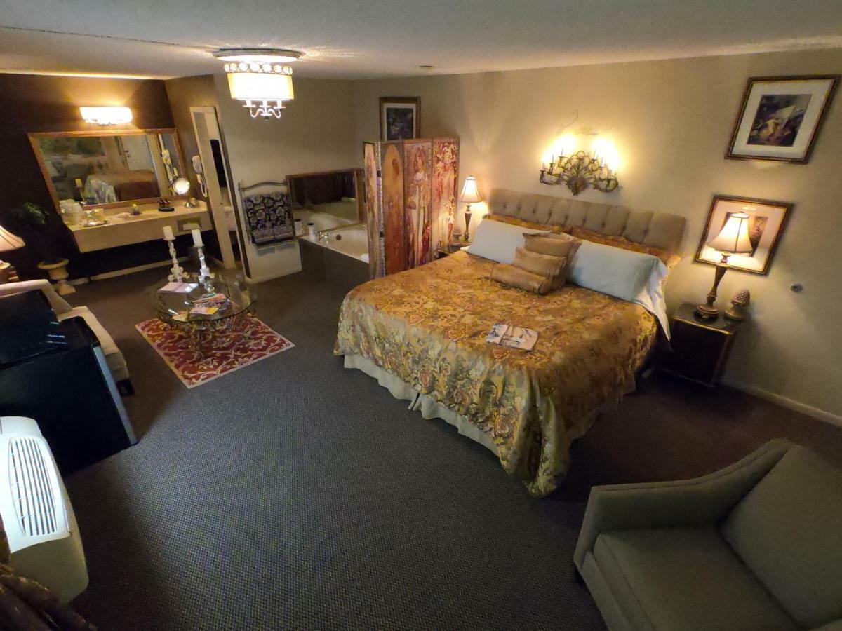 Tradewinds Lodging Eureka Springs Bagian luar foto