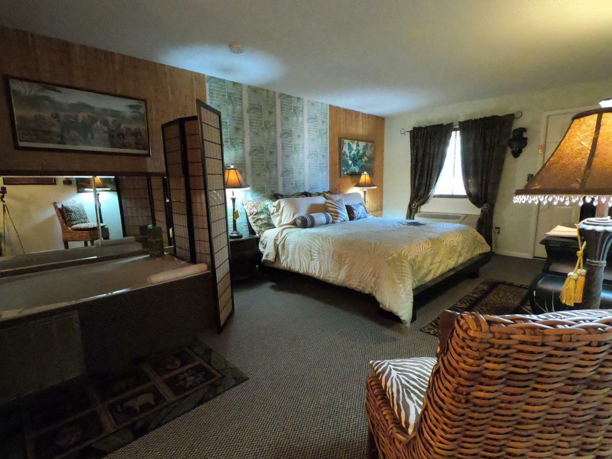 Tradewinds Lodging Eureka Springs Bagian luar foto
