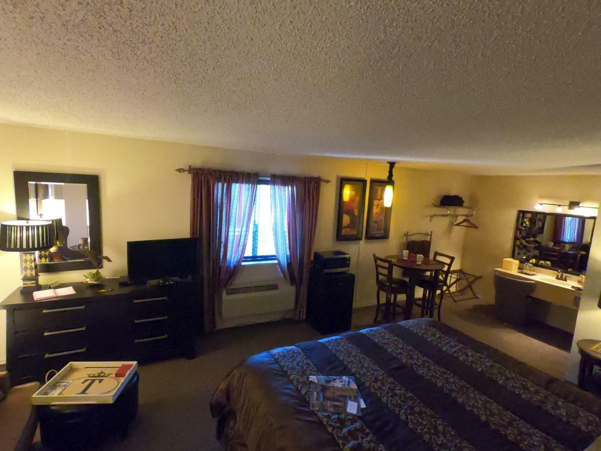 Tradewinds Lodging Eureka Springs Bagian luar foto